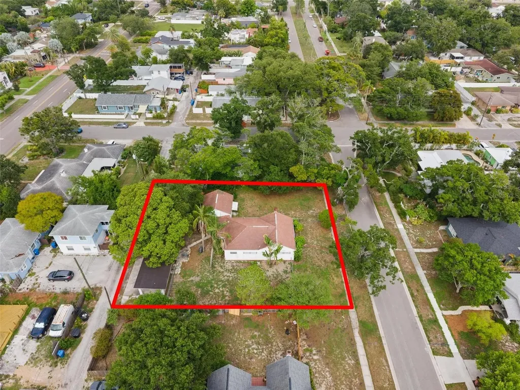 4605 8th Avenue N St Petersburg FL 33713