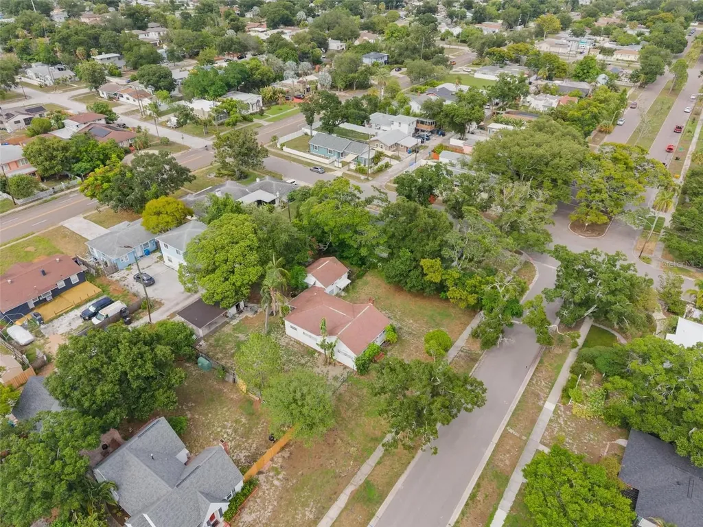 4605 8th Avenue N St Petersburg FL 33713