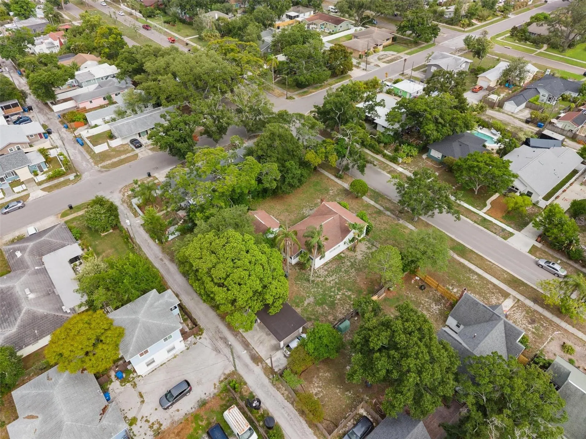 4605 8th Avenue N St Petersburg FL 33713