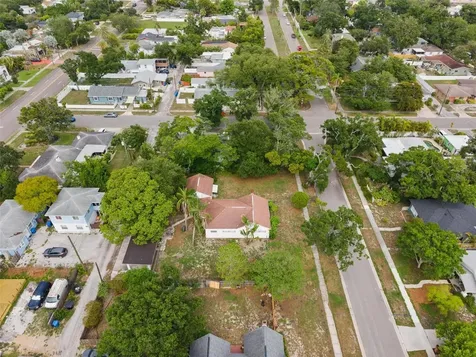 4605 8th Avenue N St Petersburg FL 33713