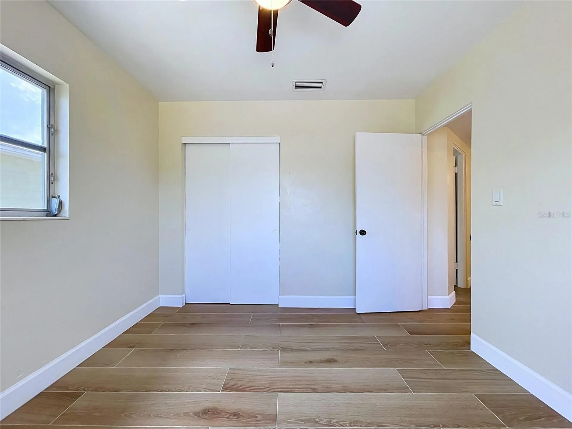 9813 51st Avenue N St Petersburg FL 33708
