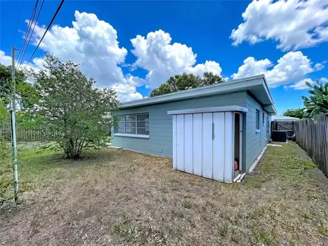 9813 51st Avenue N St Petersburg FL 33708