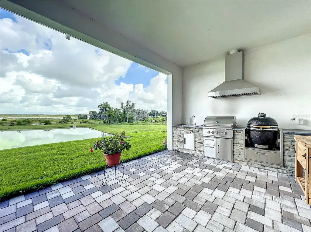 8859 Ivy Stark Boulevard Wesley Chapel FL 33545
