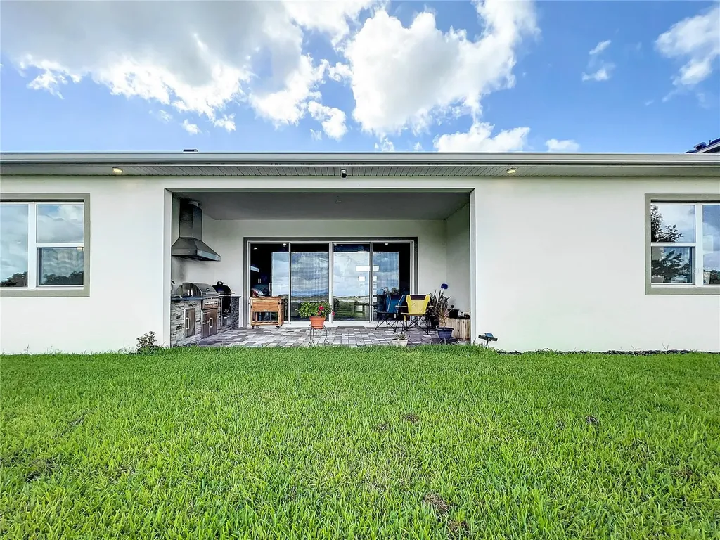 8859 Ivy Stark Boulevard Wesley Chapel FL 33545