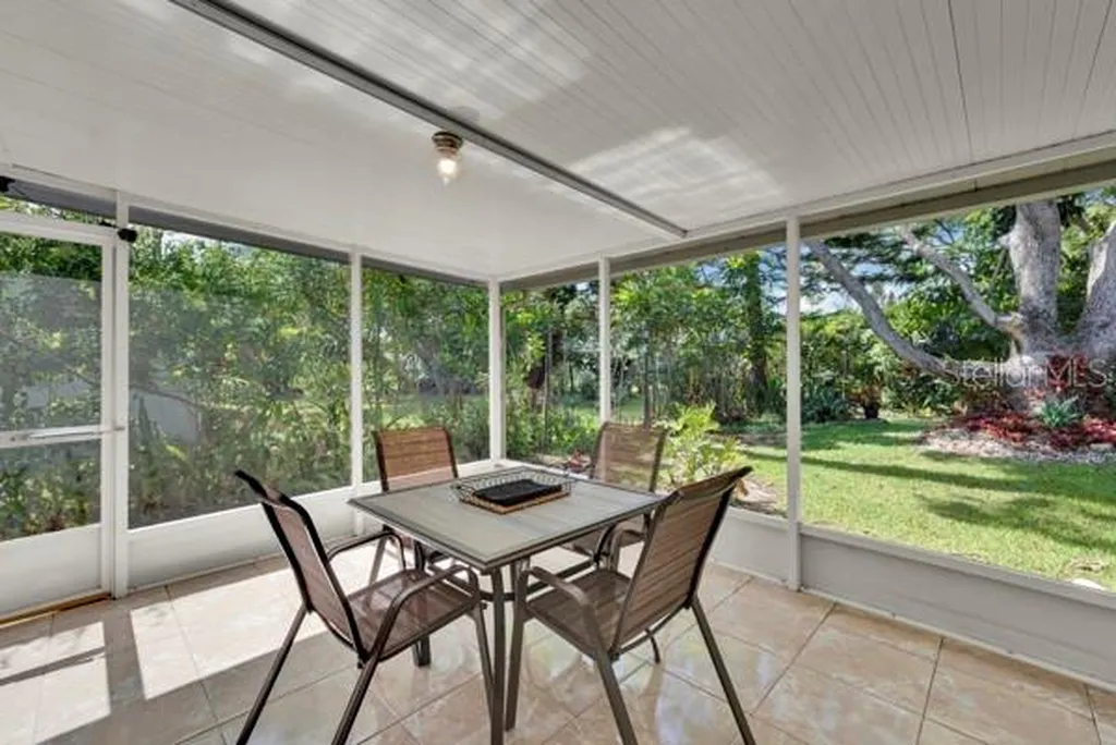 133 Stafford Circle Palm Harbor FL 34684