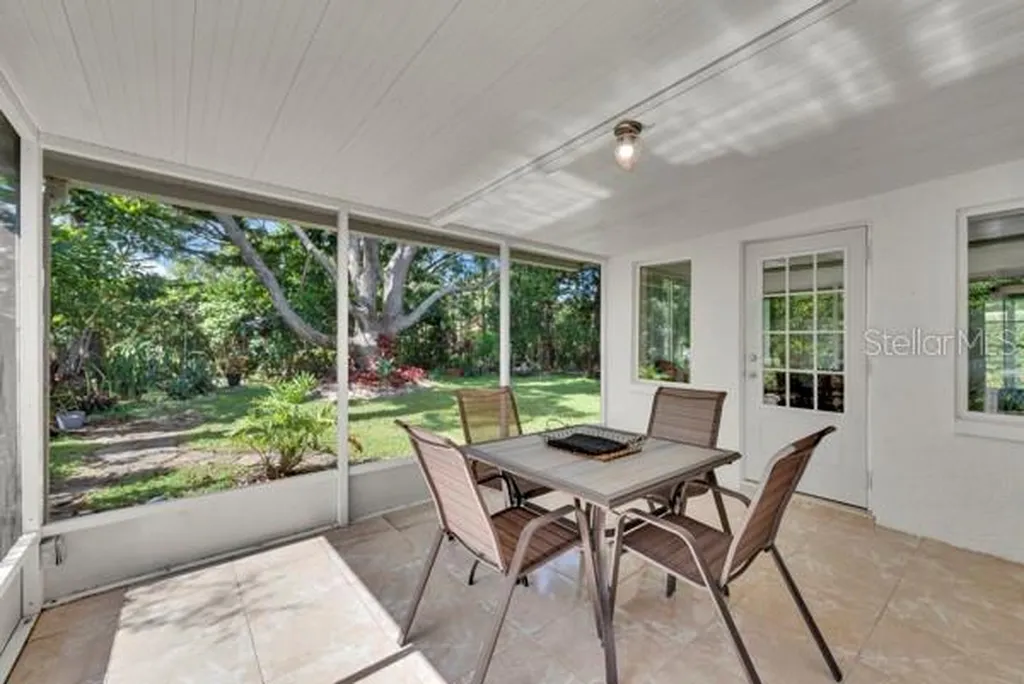 133 Stafford Circle Palm Harbor FL 34684
