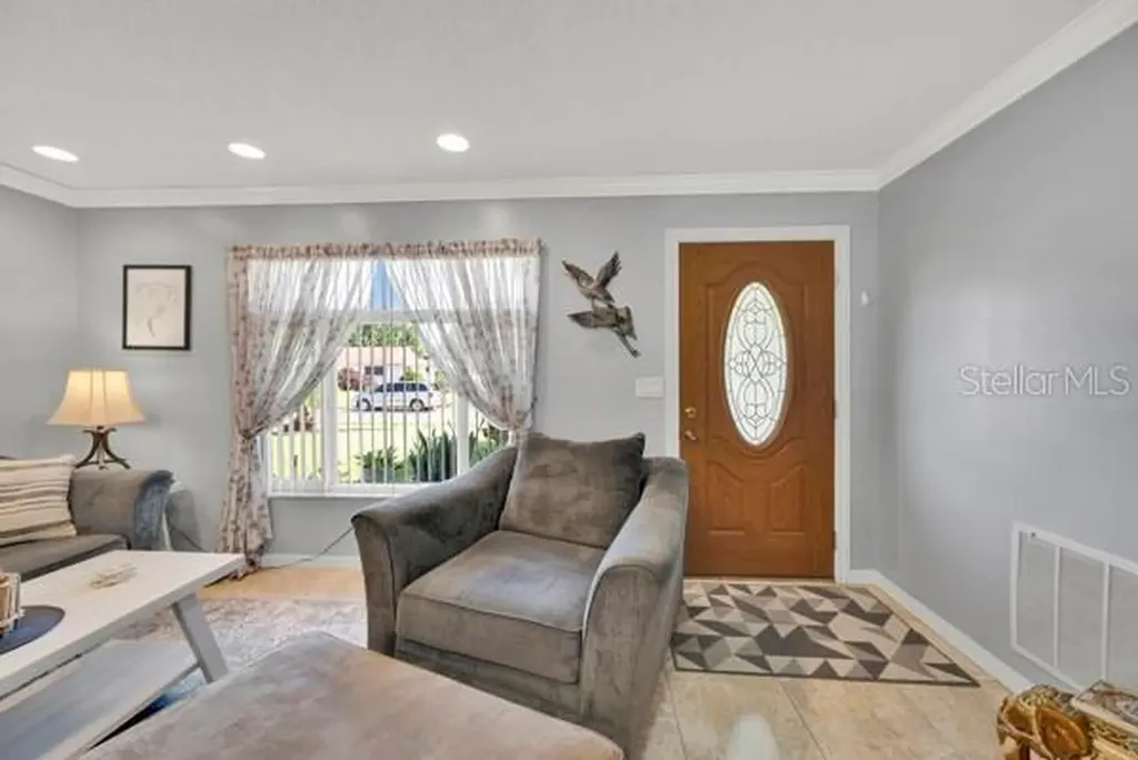 133 Stafford Circle Palm Harbor FL 34684