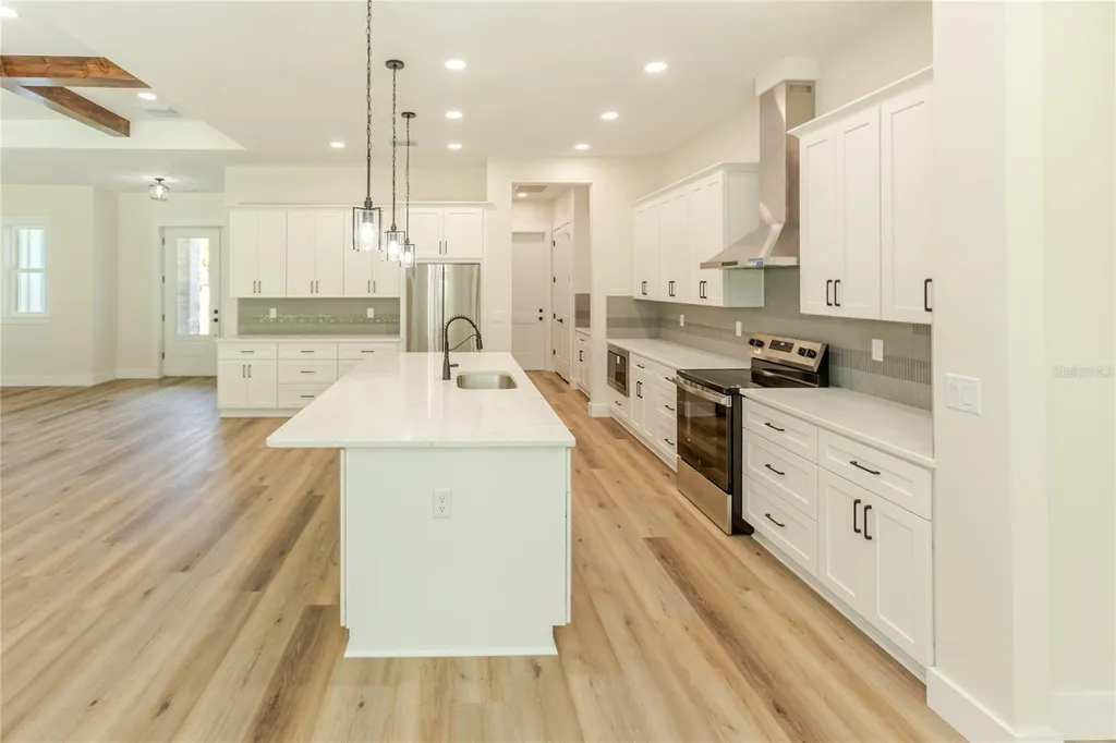 16098 Mellon Road Weeki Wachee FL 34614