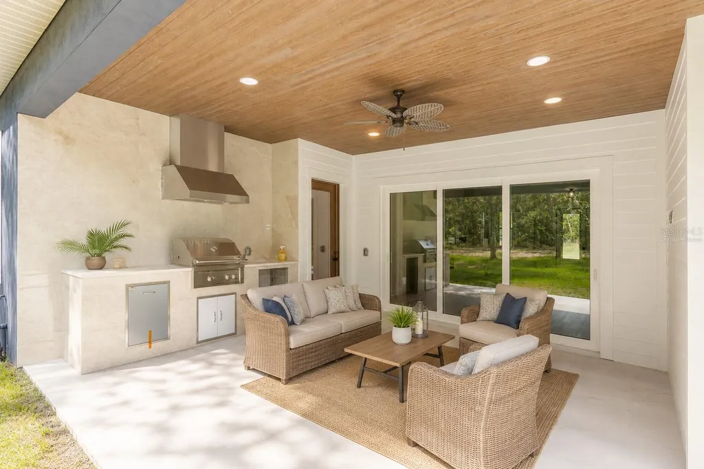 16098 Mellon Road Weeki Wachee FL 34614