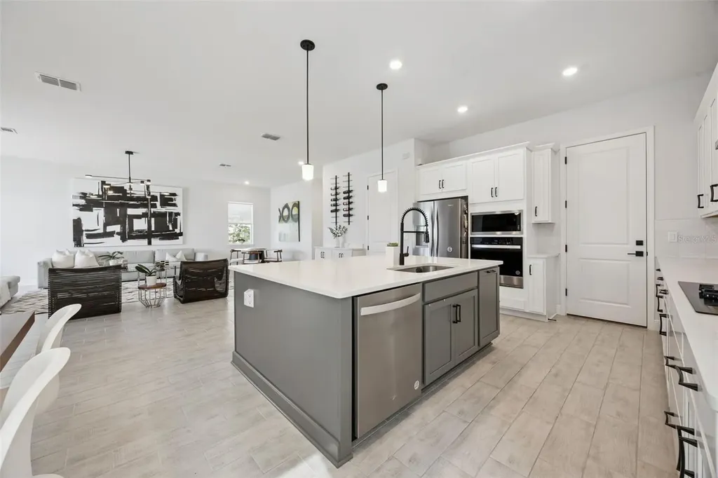 13557 Mcmillan Drive Orlando FL 32827