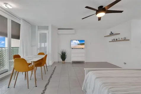 5869 Isla Verde Avenue Carolina PR 00979