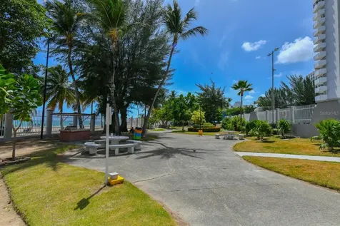 5869 Isla Verde Avenue Carolina PR 00979