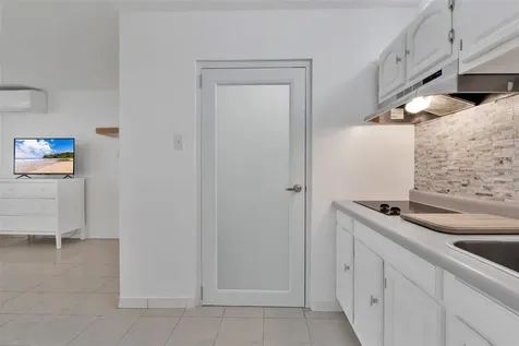 5869 Isla Verde Avenue Carolina PR 00979