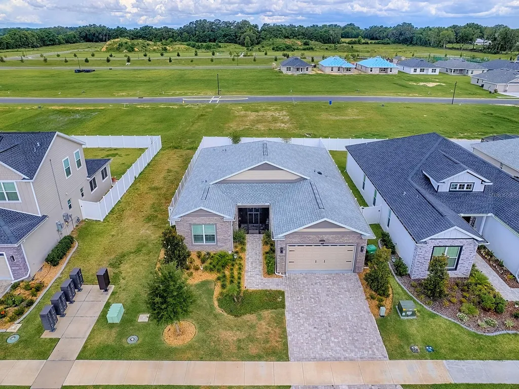 12596 NE 49th Drive Oxford FL 34484
