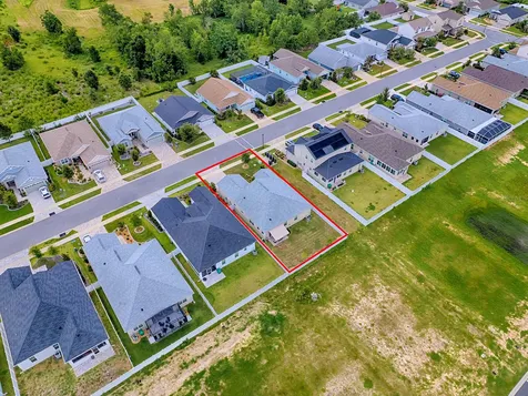 12596 NE 49th Drive Oxford FL 34484