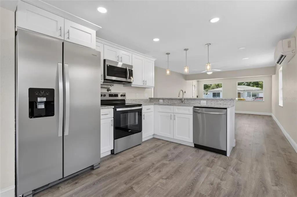 2511 27th Street S St Petersburg FL 33712