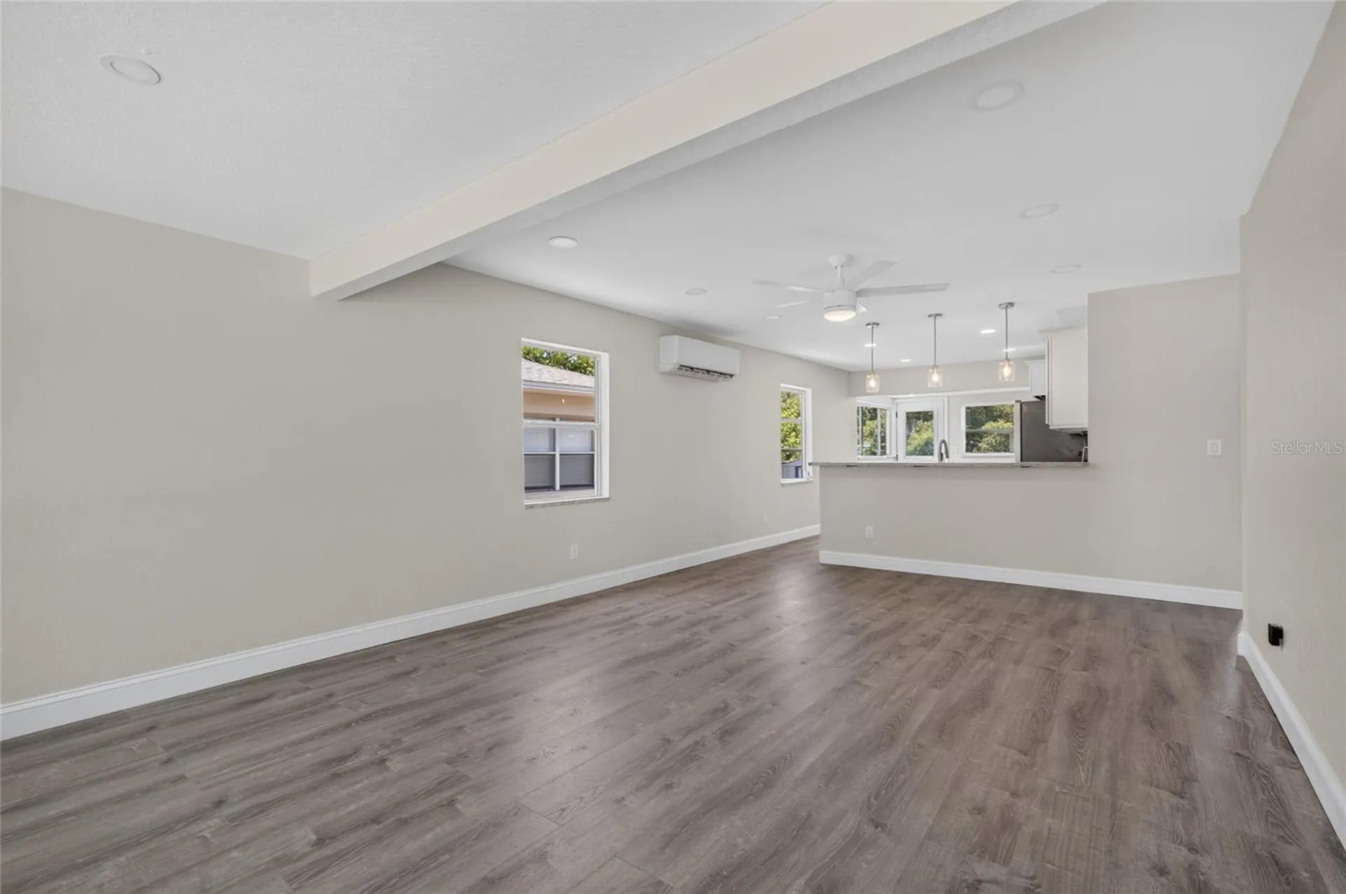 2511 27th Street S St Petersburg FL 33712