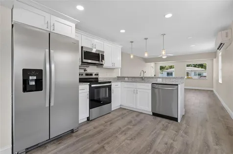 2511 27th Street S St Petersburg FL 33712