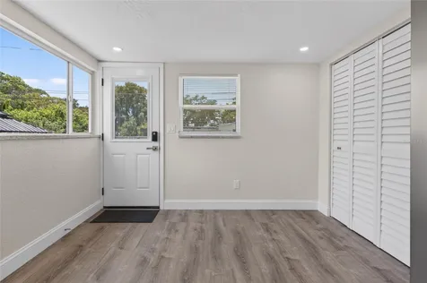 2511 27th Street S St Petersburg FL 33712