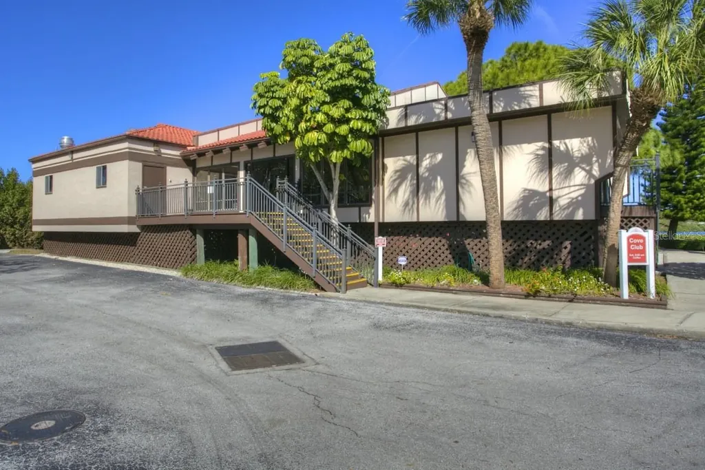 2700 Bayshore Boulevard Dunedin FL 34698