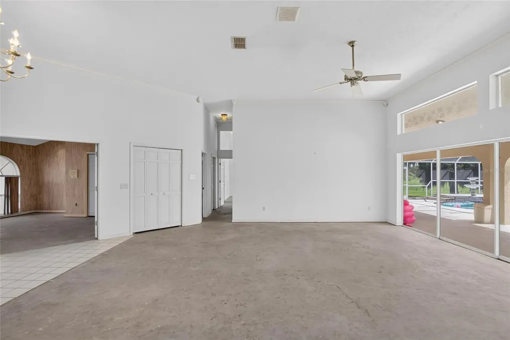 2714 Pine Club Drive Plant City FL 33566
