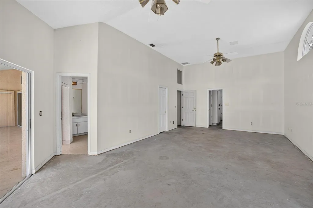 2714 Pine Club Drive Plant City FL 33566