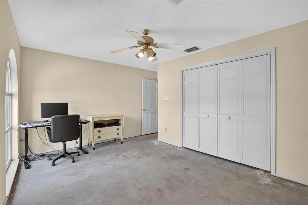2714 Pine Club Drive Plant City FL 33566