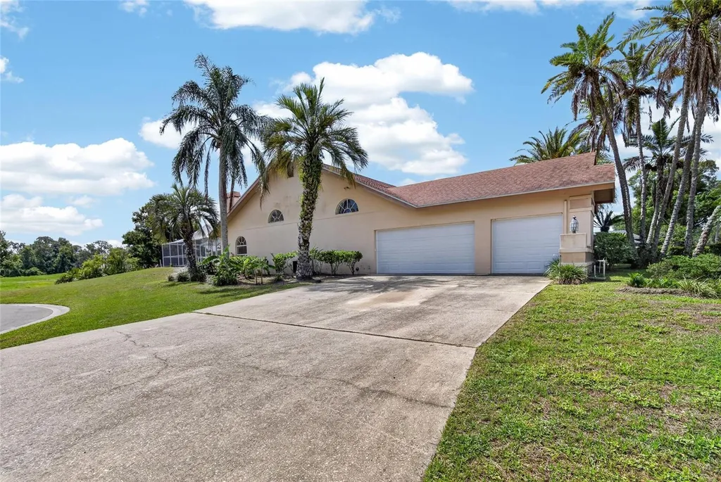2714 Pine Club Drive Plant City FL 33566