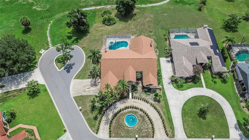 2714 Pine Club Drive Plant City FL 33566