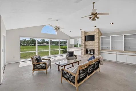 2714 Pine Club Drive Plant City FL 33566