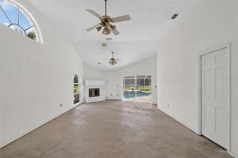 2714 Pine Club Drive Plant City FL 33566
