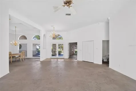 2714 Pine Club Drive Plant City FL 33566