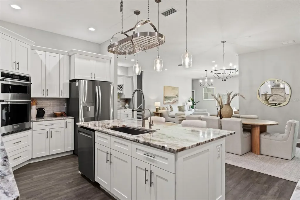2730 Robertson Trail Lutz FL 33559