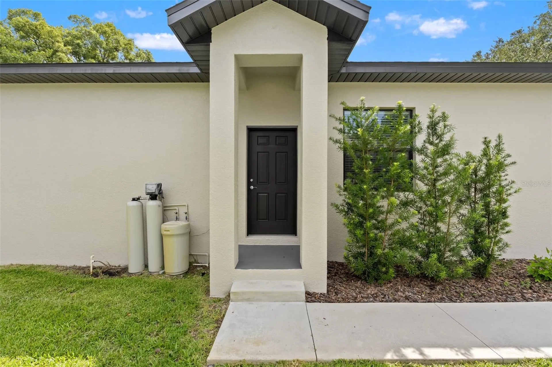 2730 Robertson Trail Lutz FL 33559