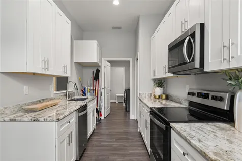 2730 Robertson Trail Lutz FL 33559