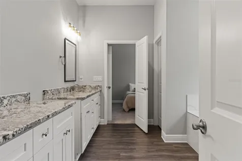 2730 Robertson Trail Lutz FL 33559