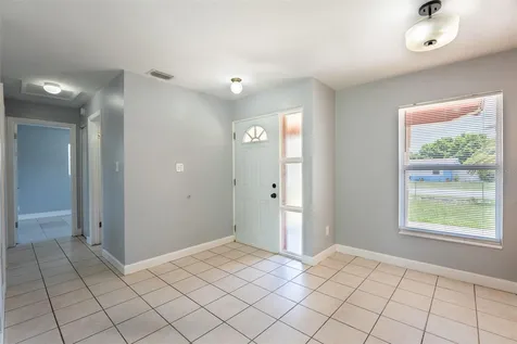 50 N Edgemon Avenue Winter Springs FL 32708