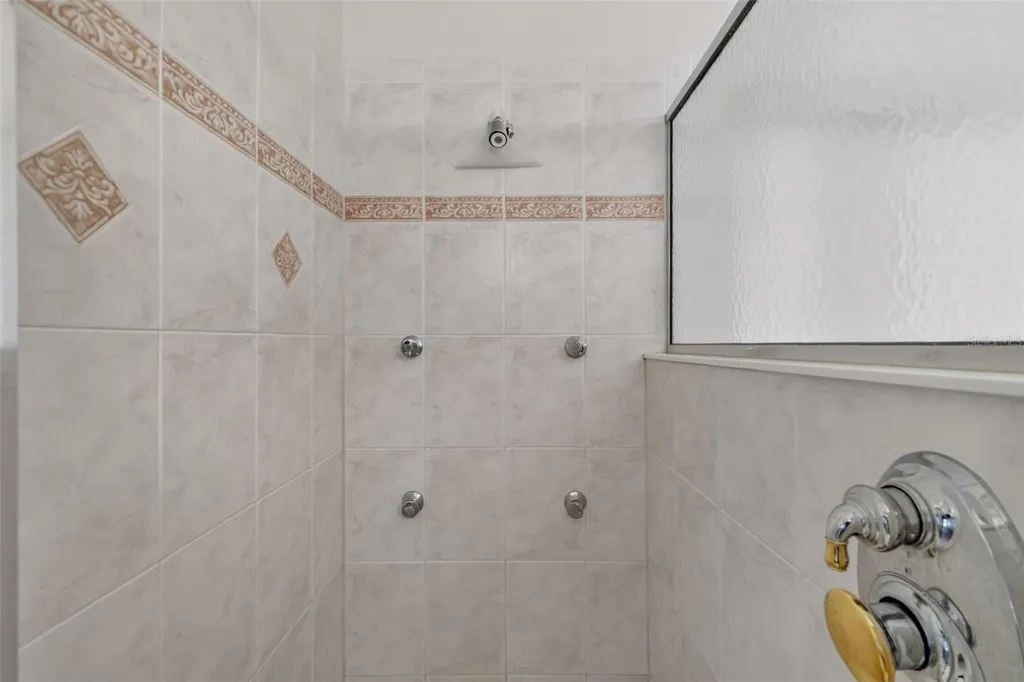 5401 Sir Churchill Drive Leesburg FL 34748