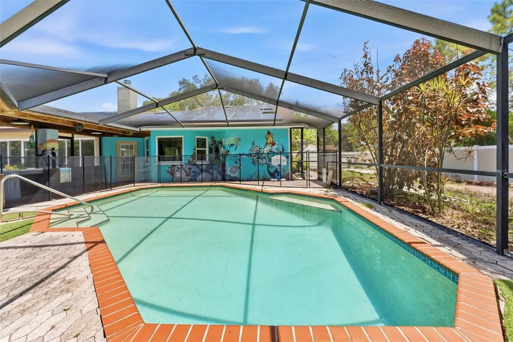 670 Sparrow Avenue Palm Harbor FL 34683