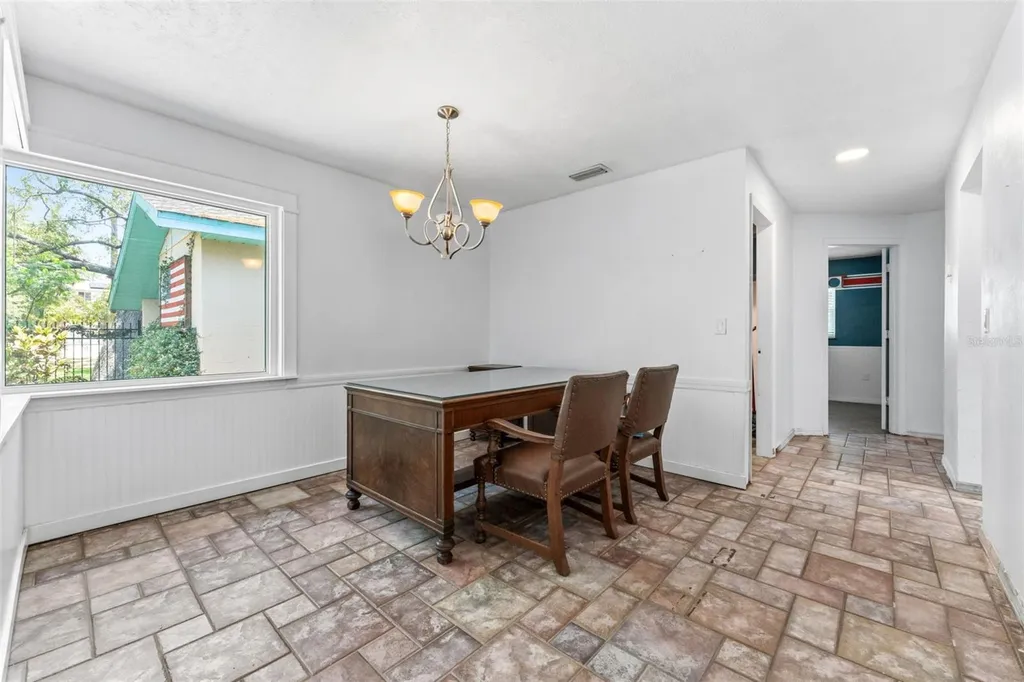 670 Sparrow Avenue Palm Harbor FL 34683