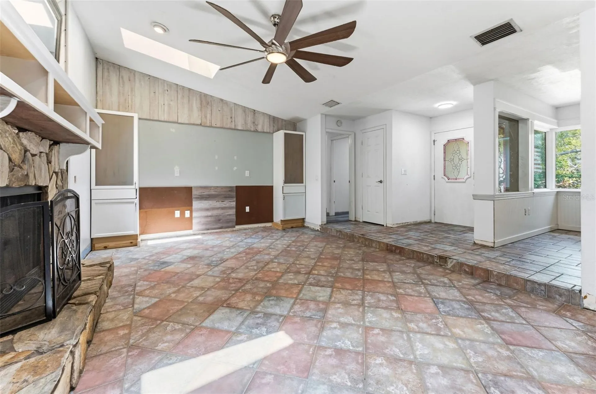 670 Sparrow Avenue Palm Harbor FL 34683