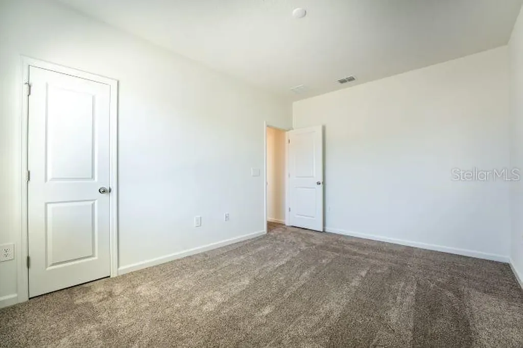 339 Nine Iron Drive Davenport FL 33896