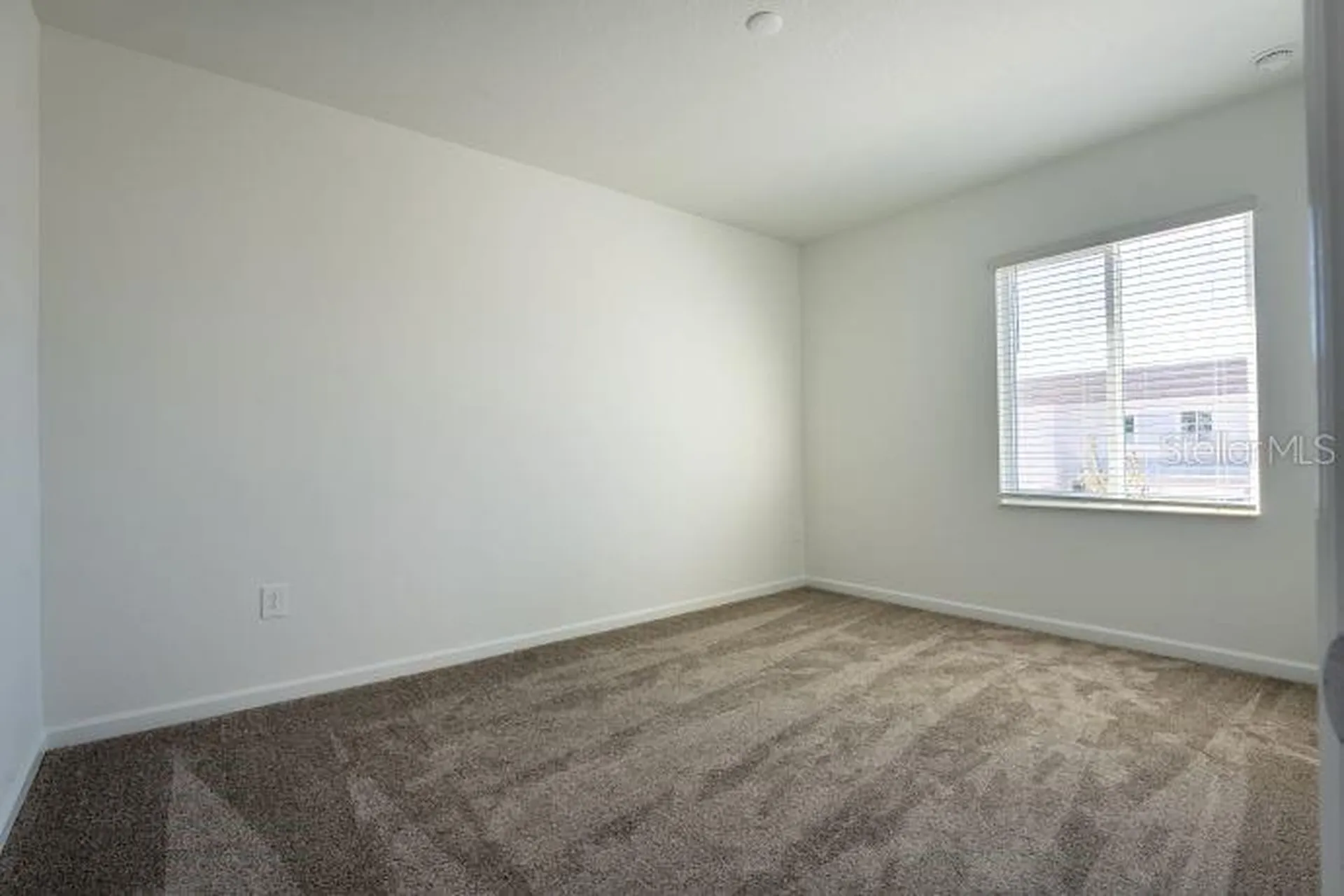 339 Nine Iron Drive Davenport FL 33896