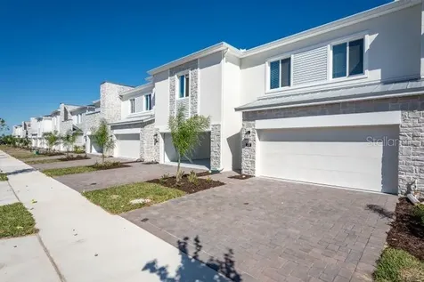 339 Nine Iron Drive Davenport FL 33896