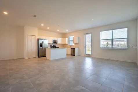 339 Nine Iron Drive Davenport FL 33896