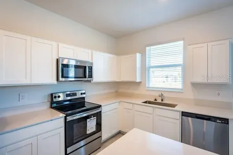 339 Nine Iron Drive Davenport FL 33896