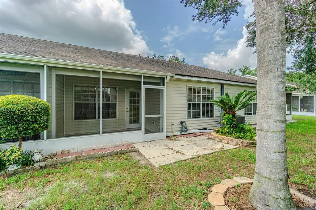 21542 Clubside Loop Lutz FL 33549