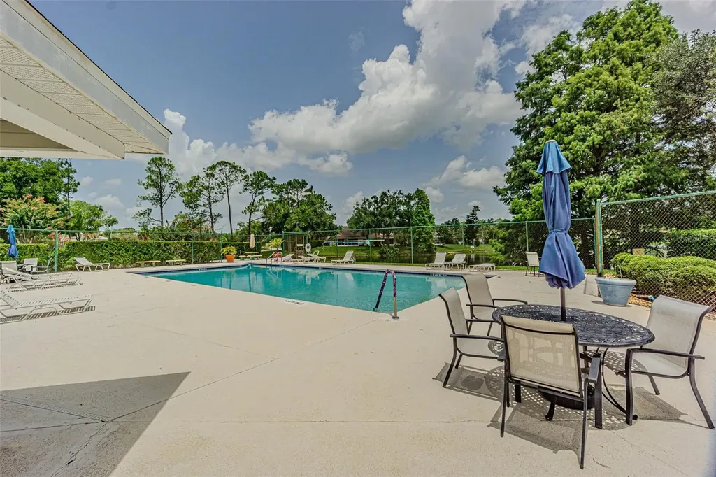 21542 Clubside Loop Lutz FL 33549
