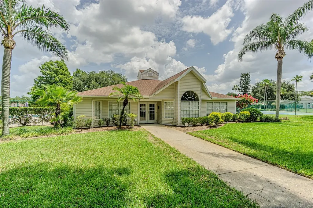 21542 Clubside Loop Lutz FL 33549