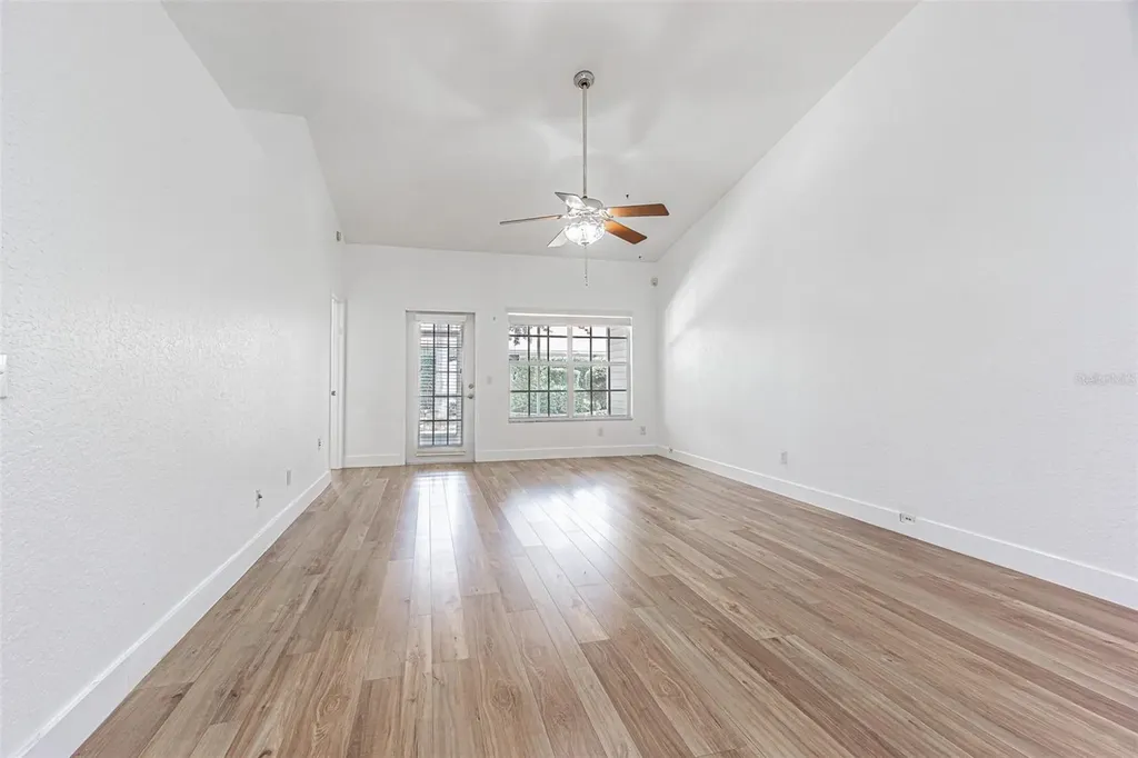 21542 Clubside Loop Lutz FL 33549